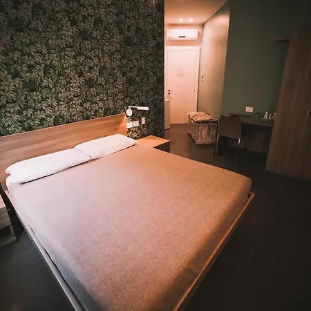 Il Portico 招待所 斯培西亚