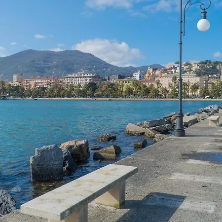 Πανσιόν Il Portico 3*