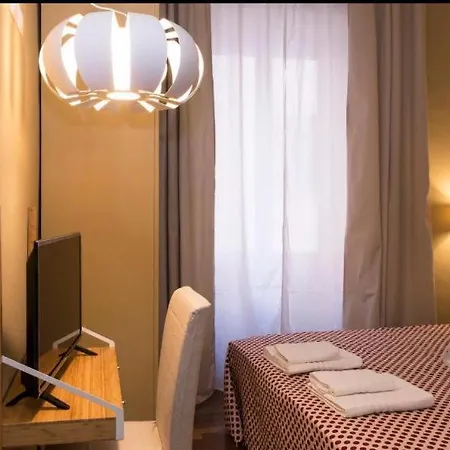 Konukevi Il Portico La Spezia